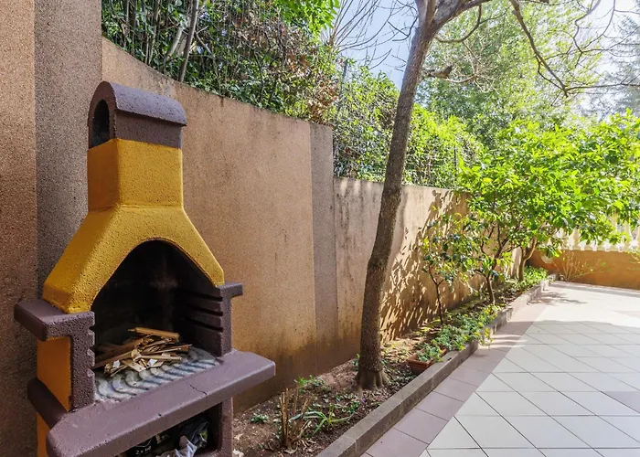 Canaria 1 By Interhome