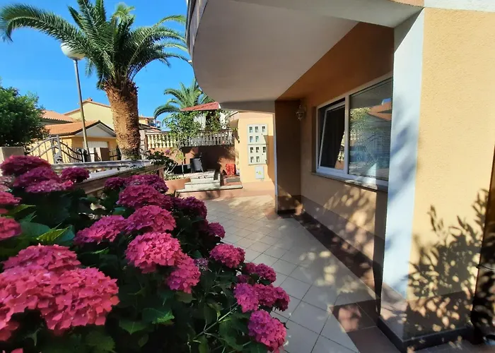 Canaria 1 By Interhome *