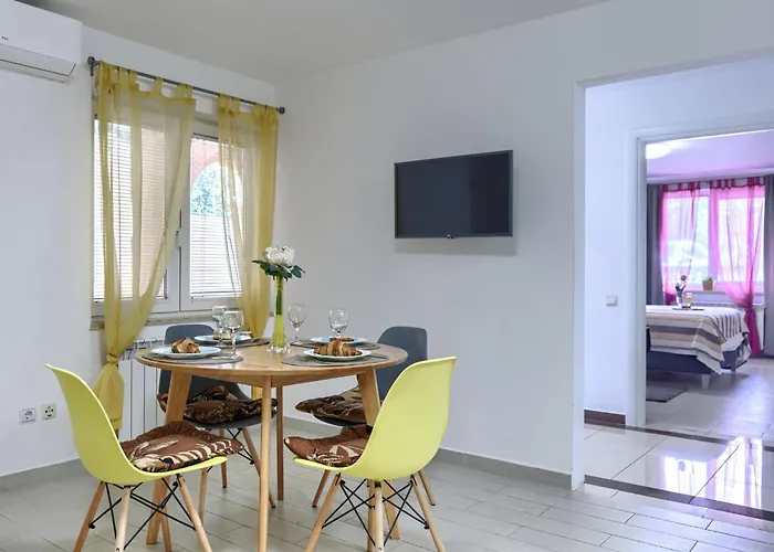 Canaria 1 By Interhome *