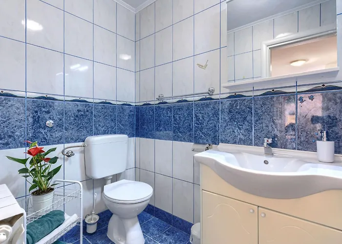 Canaria 1 By Interhome