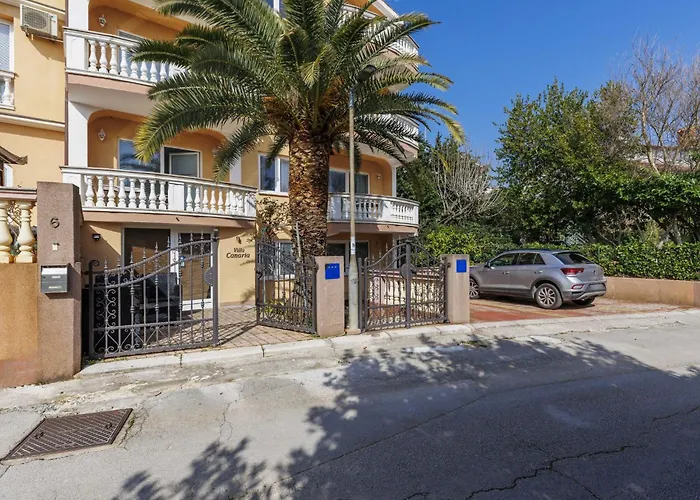 Canaria 1 By Interhome Apartment Pula