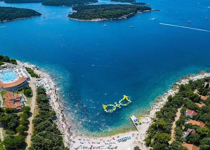 Canaria 1 By Interhome بولا