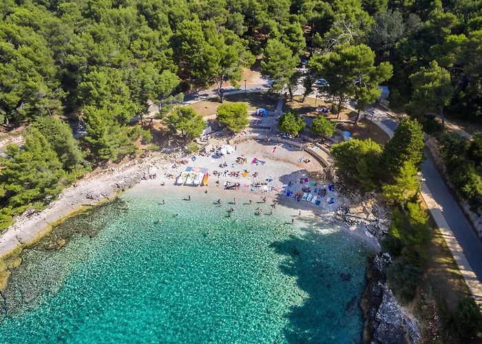 Canaria 1 By Interhome بولا